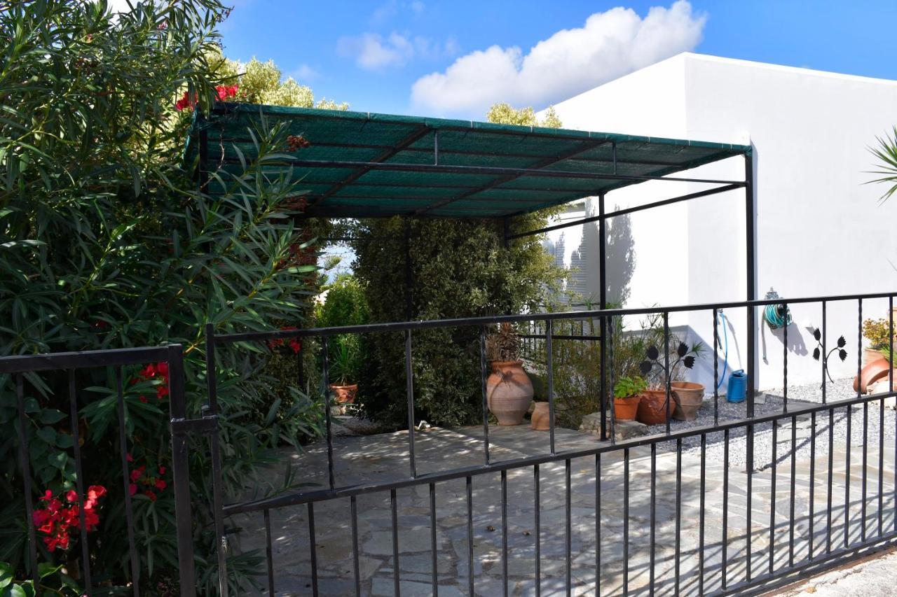 Gemuetliche Villa Mailin Priv. Pool Schoene Aussicht Skouloúfia エクステリア 写真