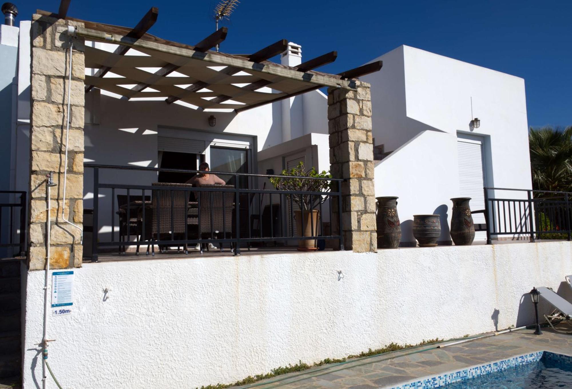 Gemuetliche Villa Mailin Priv. Pool Schoene Aussicht Skouloúfia エクステリア 写真